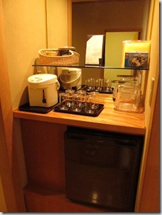 ヒルトン東京ベイ　和室スイートルーム　冷蔵庫1