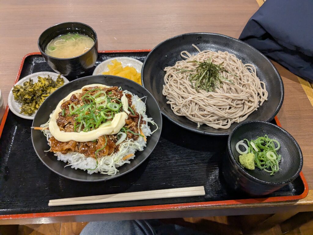 二八そば＆牛カルビ丼