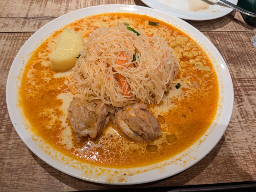 スリランカヌードルカリー